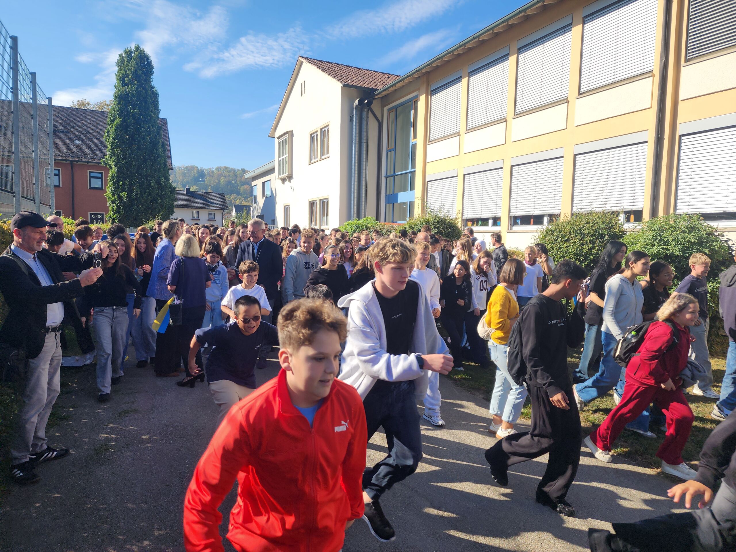 Pausenhoferöffnung 28 Pausenhoferöffnung